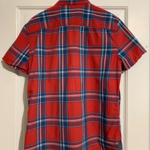 ROEBUCK AND CO.   SHORT SLEEVE PLAID BUTTON DOWN    SIZE MED - Picture 2 of 3